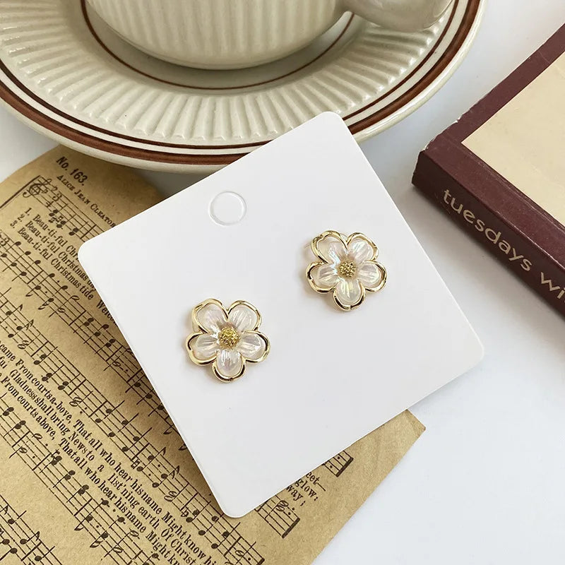 White Flower Stud Earrings – Gold-Tone Acrylic, Elegant Party & Wedding Jewelry
