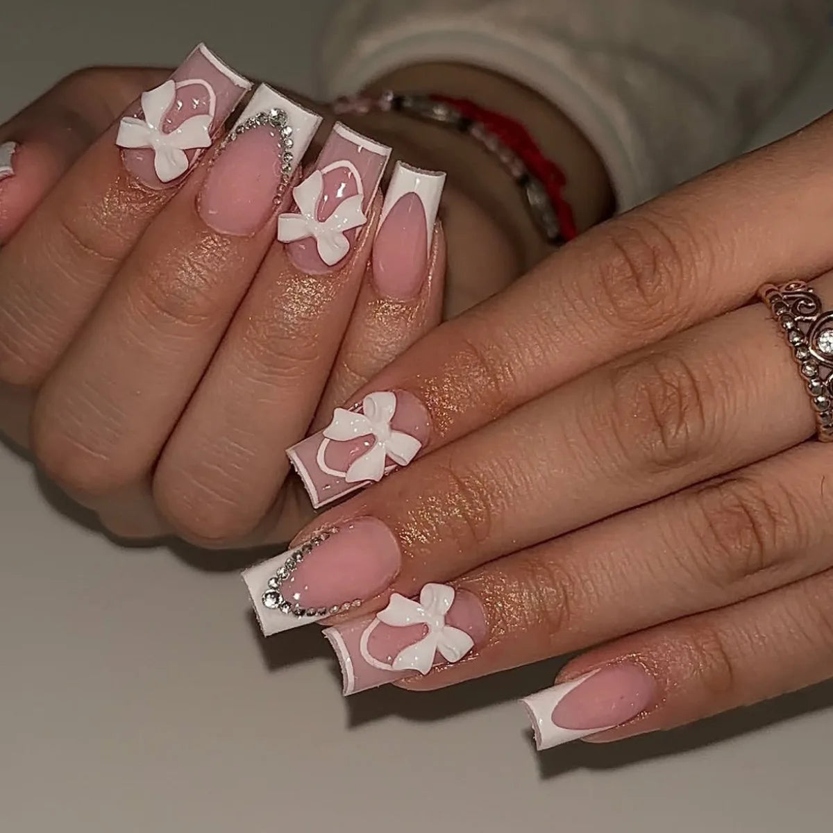 24pcs White French Press-On Nails – 3D Bowknot Design, Full Cover Wearable Set for Women