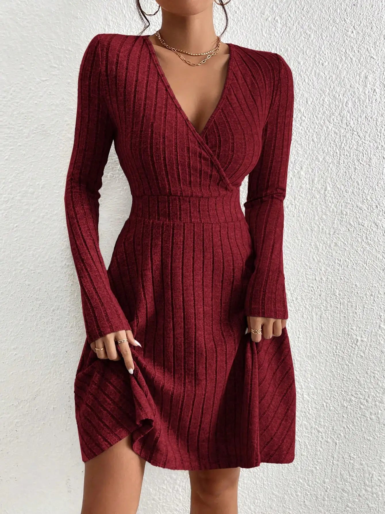 Women’s Knit A-Line Dress – Elegant V-Neck Fit for Autumn/Winter