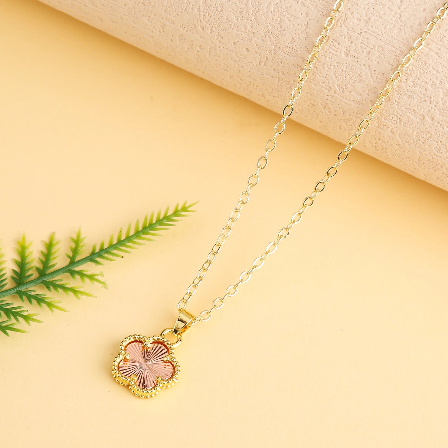 Elegant Five-Leaf Clover Jewelry Set – Gold-Tone Necklace and Earrings, Shiny Finish for Bridal and Luxury Gifting