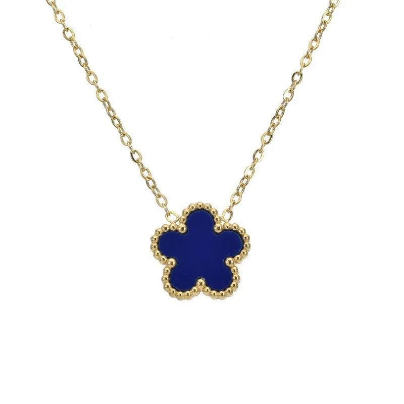 Elegant Five-Leaf Clover Pendant Necklace – Polished Stainless Steel, Symbol of Timeless Luck