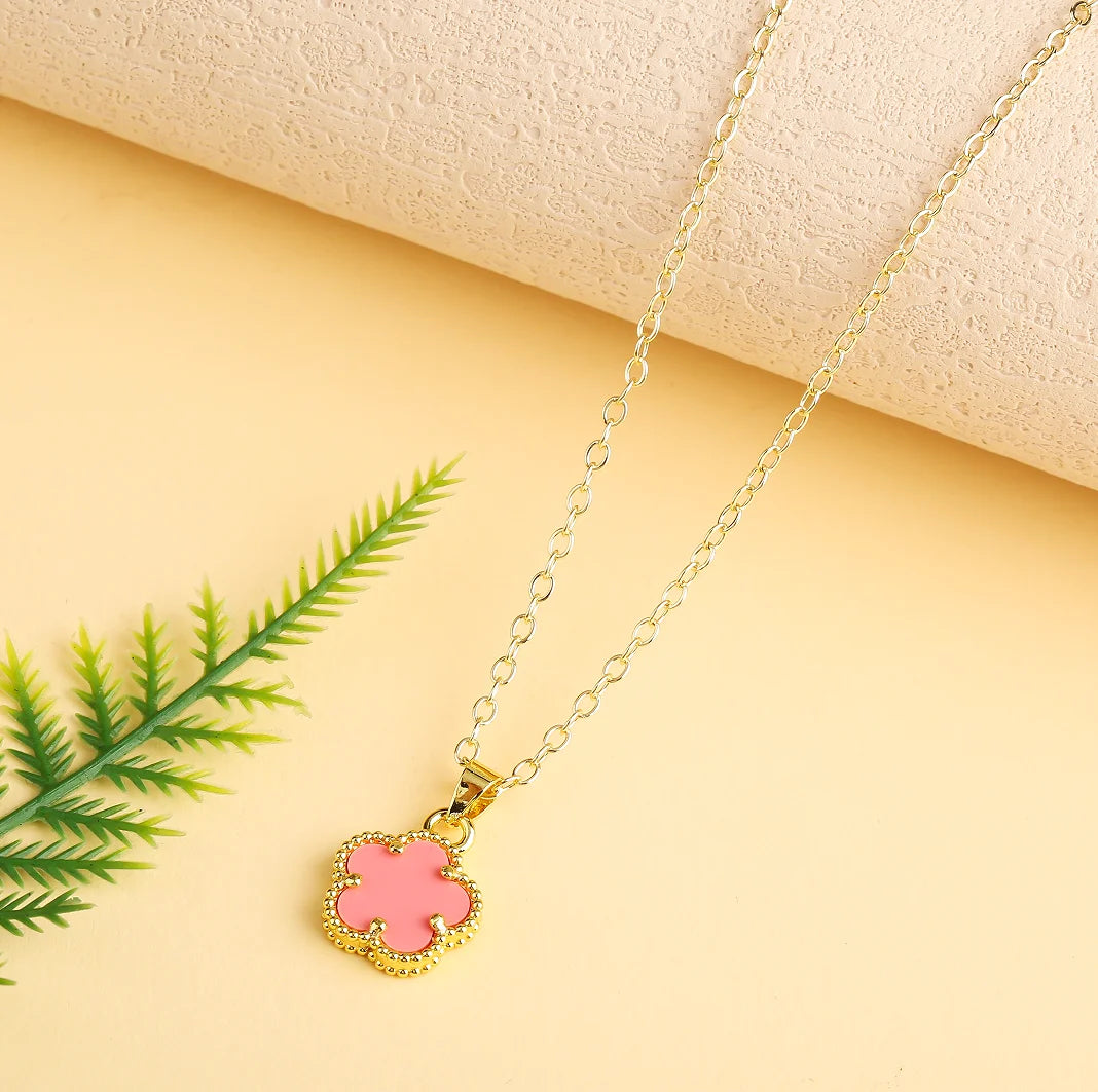 Elegant Five-Leaf Clover Jewelry Set – Gold-Tone Necklace and Earrings, Shiny Finish for Bridal and Luxury Gifting