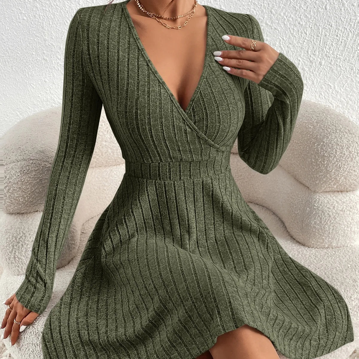 Women’s Knit A-Line Dress – Elegant V-Neck Fit for Autumn/Winter