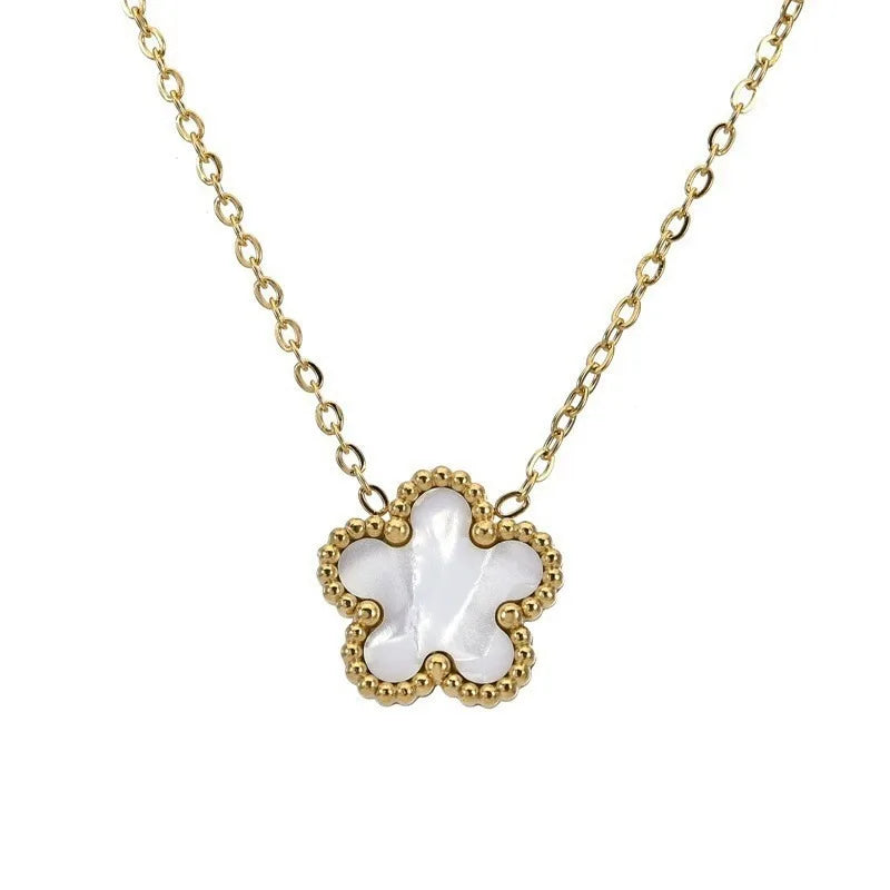 Elegant Five-Leaf Clover Pendant Necklace – Polished Stainless Steel, Symbol of Timeless Luck