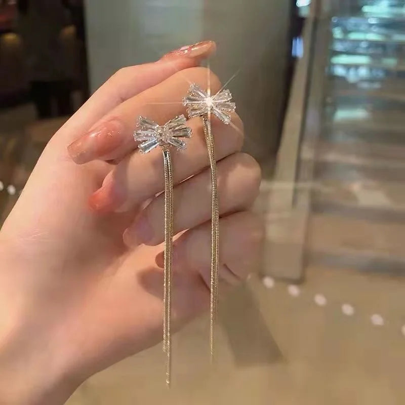 Crystal Leaf Long Tassel Earrings – Statement Gold-Tone Design, Elegant Gift Jewelry