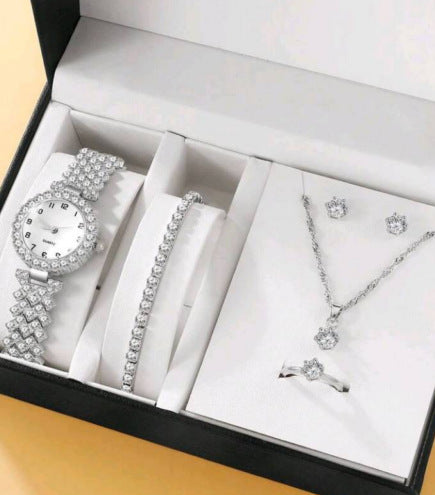 Luxury Diamond Women’s Rhinestone Watch