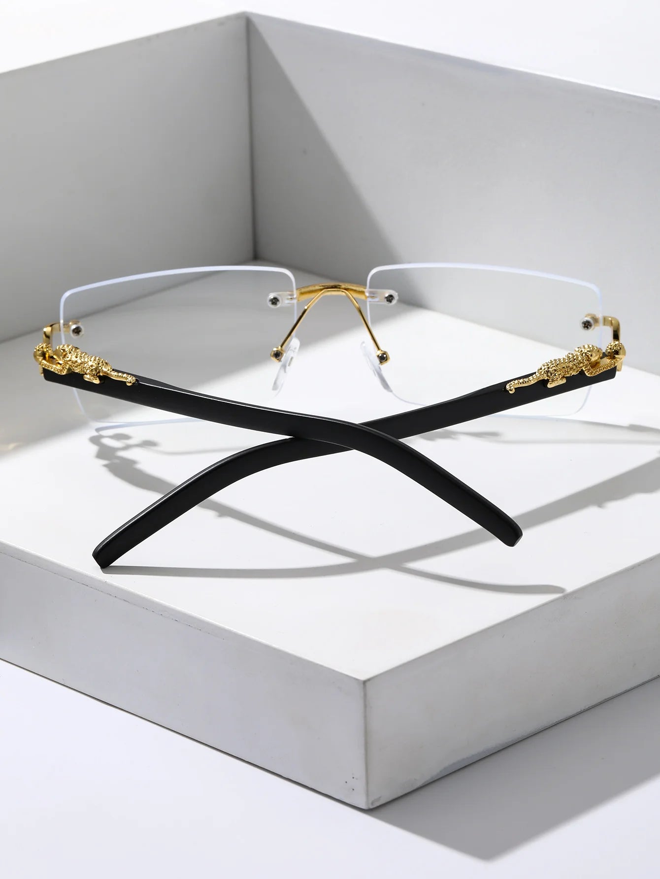 Premium Frameless Rectangular Sunglasses – Lightweight, Modern Design for Daily Wear