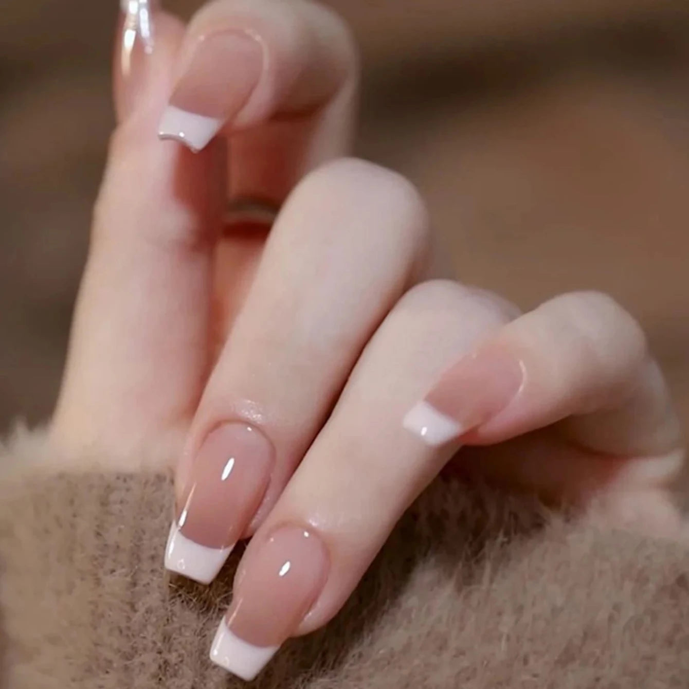 24pcs Square Press–On Nails – White French Tips with Cute Bride Heart Design, Y2K Style