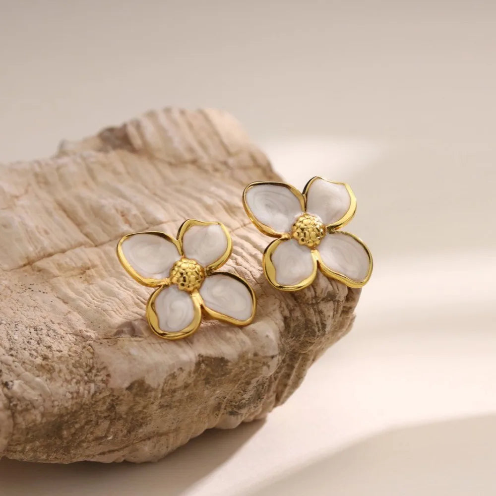 Cazador Flower Stud Earrings – 2-Piece Stainless Steel Set, Elegant Party & Wedding Jewelry