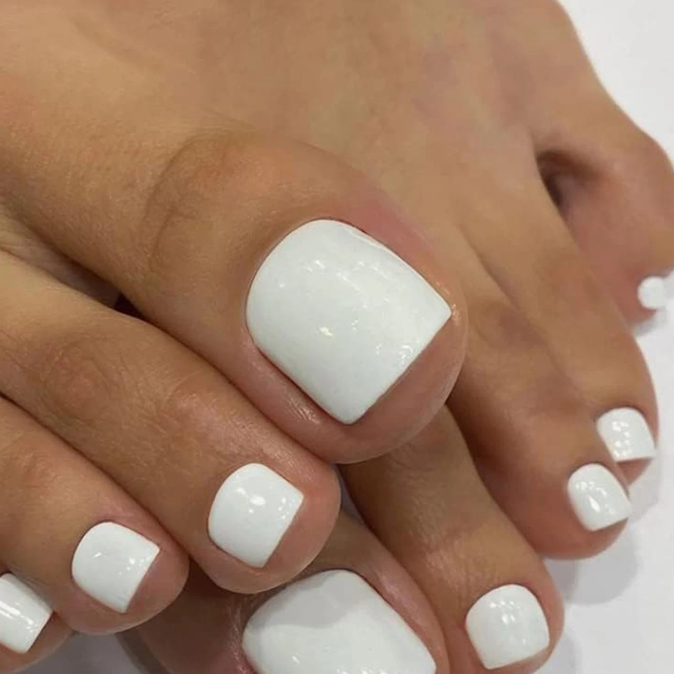 24pcs Nude French Tip Press-On Toe Nails – Square Shape, Glossy Finish