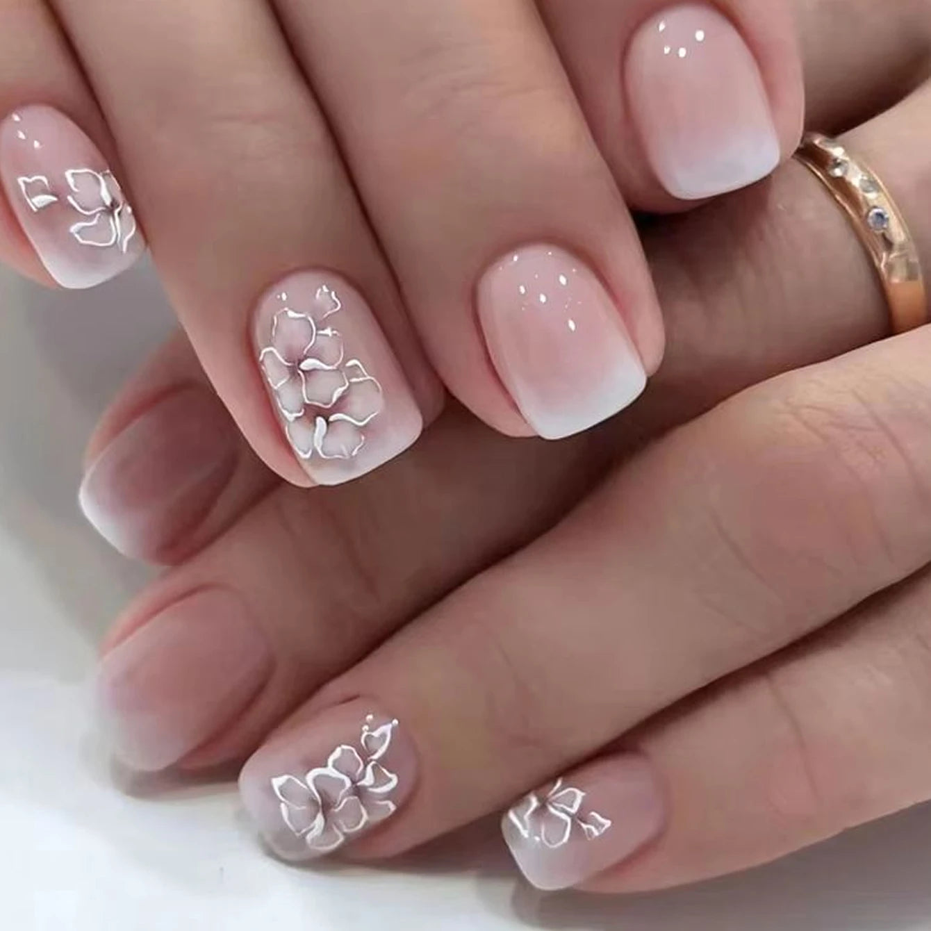 24pcs Square Press–On Nails – White French Tips with Cute Bride Heart Design, Y2K Style