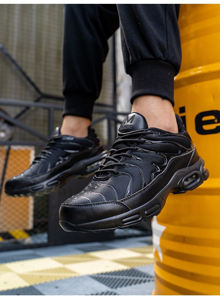 Smash-Resistant Lightweight Running Shoes